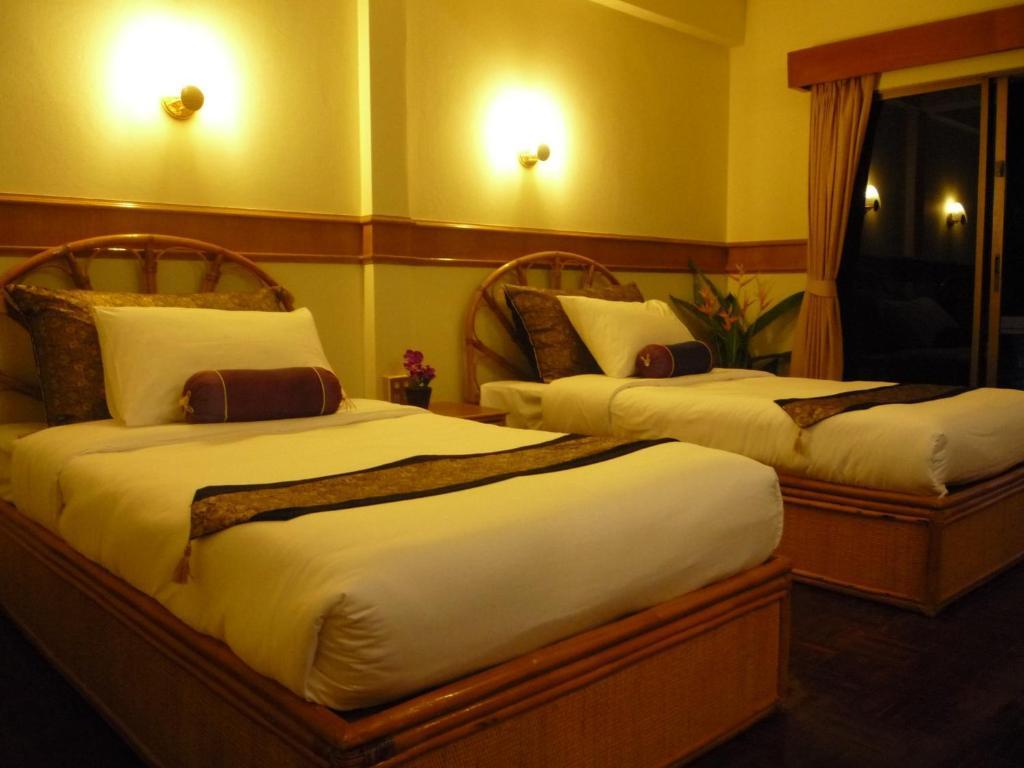 Pen Villa Hotel, Surin Beach - Sha Extra Plus Exterior foto